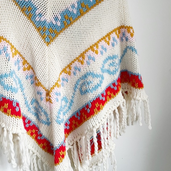 Vintage Colourful Patterned Collared Poncho - One Size - Picture 5 of 7